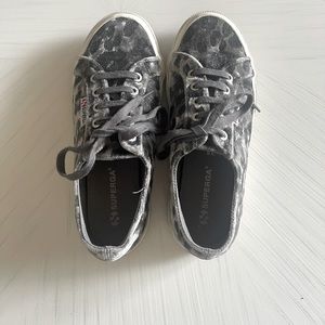 Pre-loved Superga sneakers. Super cute suede leopard material.